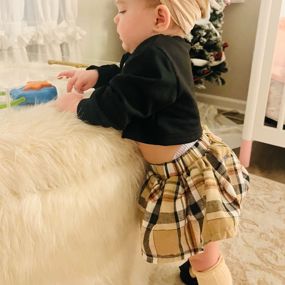 SHEIN Black and Plaid Kids Matching Set - Picture 5 of 5